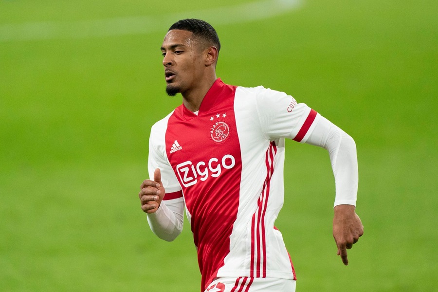 Απίστευτο : Ο Άγιαξ ξέχασε να βάλει τον Αλέ στην ευρωπαϊκή λίστα