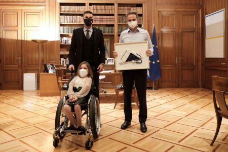 Συνάντηση Μητσοτάκη με Ελευθερία Τόσιου και Μάριο Γιαννάκο