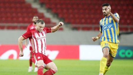 Ολυμπιακός : Οριστικά εκτός με Αϊντχόβεν ο Αβραάμ Παπαδόπουλος