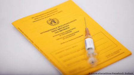 Ελλάδα – Δανία – συμμαχία στο διαβατήριο εμβολιασμού