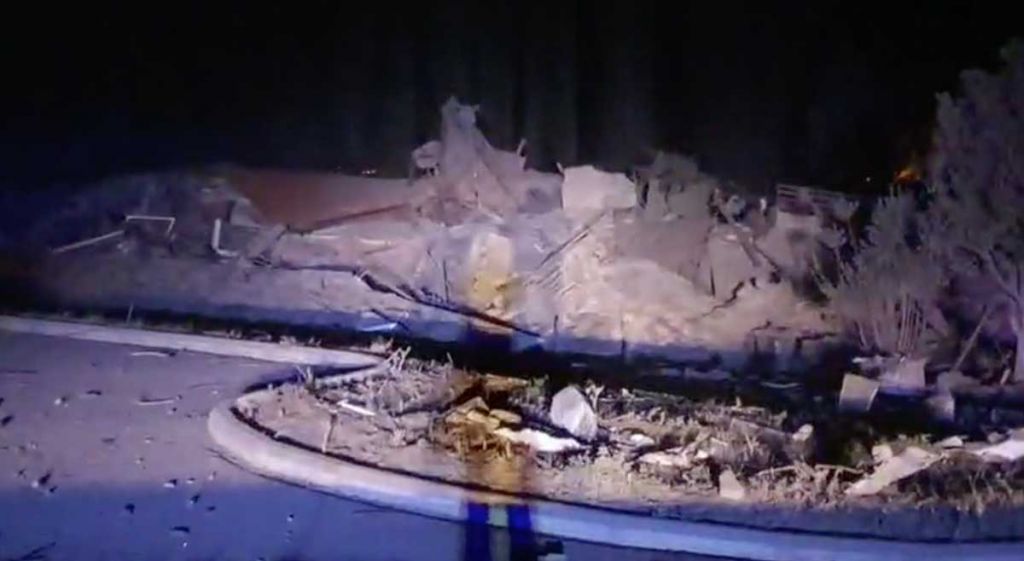 Καστοριά : Ισχυρή έκρηξη ισοπέδωσε ξενοδοχείο [Εικόνες]