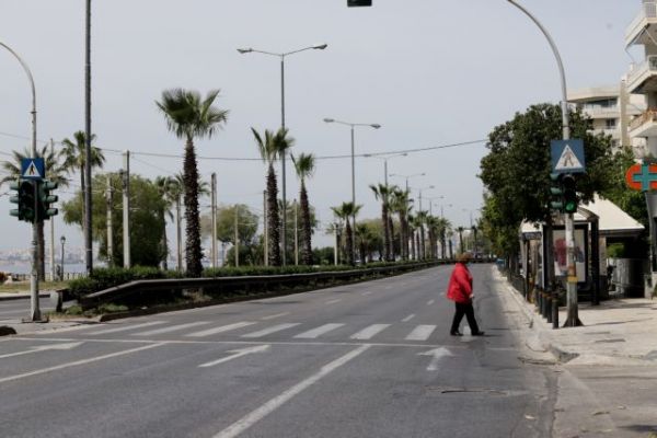 Κορωνοϊός : Έκτακτα μέτρα για το Σαββατοκύριακο εισηγούνται οι ειδικοί – Κοκκινίζει η Θεσσαλονίκη