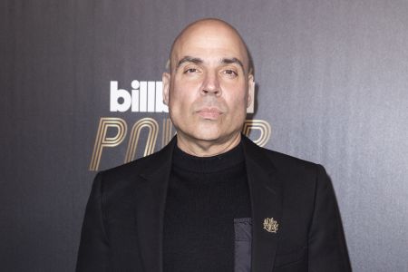 Μερκ Μερκουριάδης: «Η μουσική αποτελεί πλέον είδος πρώτης ανάγκης»