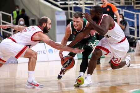 Ολυμπιακός vs Παναθηναϊκός : Πόσο άλλαξες, πόσο άλλαξα…