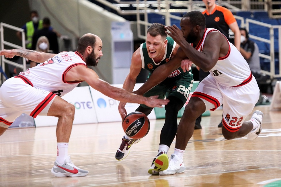 Ολυμπιακός vs Παναθηναϊκός : Πόσο άλλαξες, πόσο άλλαξα…