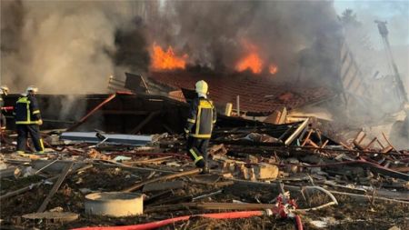Καστοριά: Τα πρώτα στοιχεία για την έκρηξη στο ξενοδοχείο – Τι ψάχνουν ΕΛ.ΑΣ, Πυροσβεστική