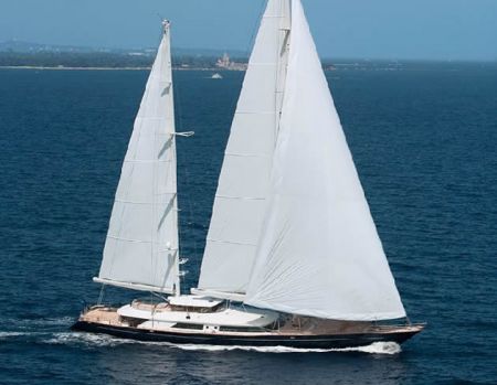 Ιστιοφόρα, το mansion στο Λαγονήσι, η video art…