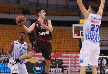 Νίκη του Ολυμπιακού στο φιλικό με την Λάρισα (89-61)