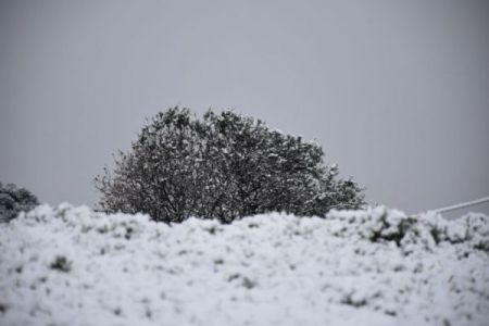 Καιρός : Για ψυχρή εισβολή προειδοποιούν οι μετεωρολόγοι – Έρχεται χιονιάς με καταιγίδες και παγετό