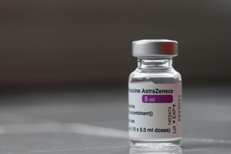 Νότια Αφρική: Προς πώληση 1,5 εκατ. δόσεις του εμβολίου της AstraZeneca