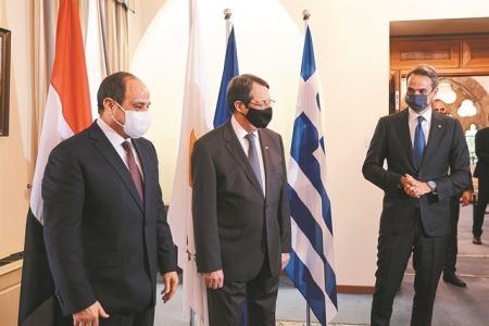 Αραβική διπλωματική «απόβαση» αύριο στην Αθήνα – Το μήνυμα που στέλνει στην Άγκυρα