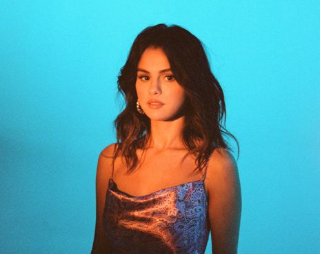 Σελενα Γκόμεζ : Επιστροφή στις ρίζες