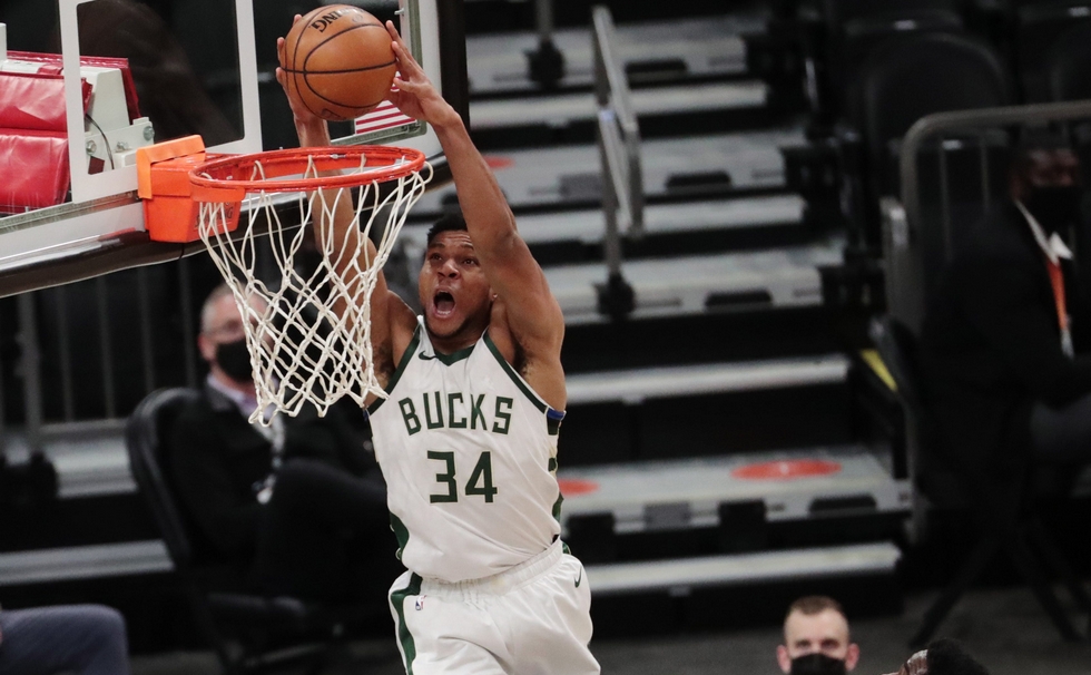 ΝΒΑ : Κορυφαίος με season high αλλά και μοιραίος ο Αντετοκούνμπο