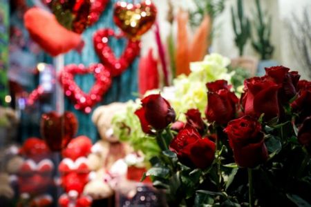 Ο Άγιος Βαλεντίνος… lockdown δεν κοιτά – Πώς θα λειτουργήσουν τα ανθοπωλεία