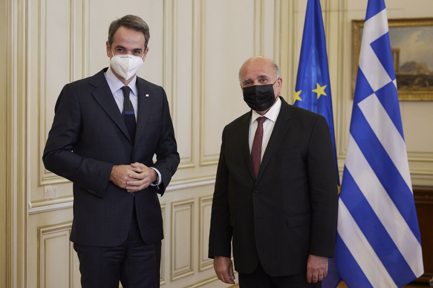 Συνάντηση Μητσοτάκη με τον υπουργό Εξωτερικών του Ιράκ