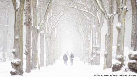 Ο πολικός στρόβιλος παγώνει την Ευρώπη