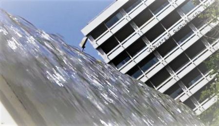 Οταν δεν έχεις τι να πεις…