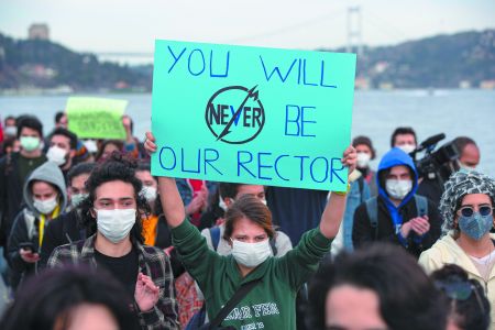 Πώς η κοσμοθεωρία του Ερντογάν βυθίστηκε στον Βόσπορο