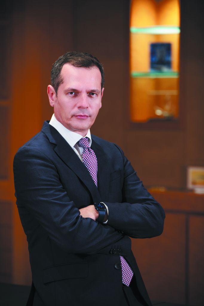 Μάνος Μανουσάκης : Εως το 2023 η ανανέωση του συστήματος ηλεκτροδότησης – Τι λέει για το blackout