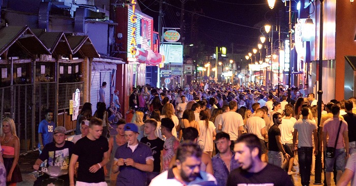 Πιστοποιητικό εμβολιασμού : Σε συζητήσεις με τη Βρετανία η Ελλάδα