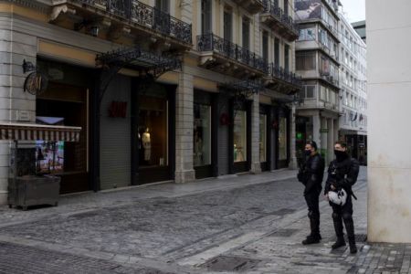 Κορωνοϊός : Ανησυχία για ΜΕΘ και μεταλλάξεις – Στο τραπέζι η παράταση lockdown – Συνεδριάζει η Επιτροπή