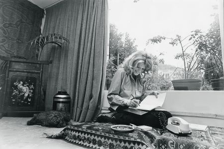 Μελίνα Μερκούρη : Αγνωστα στιγμιότυπα μιας ζωής – Αναμνήσεις και ενθυμήσεις ανθρώπων του περιβάλλοντός της