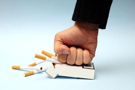 ΕΛΣΤΑΤ : Εντυπωσιακή μείωση του καπνίσματος καταγράφηκε στην Ελλάδα την τελευταία δεκαετία