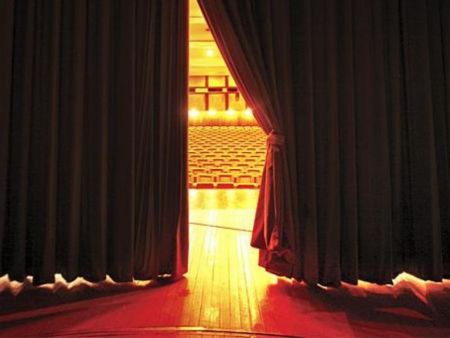 Να κλάψουμε αγκαλιά