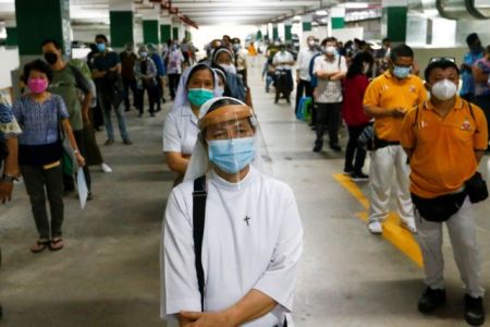 Κορωνοϊός : Η Κίνα ενέκρινε δύο νέα εμβόλια