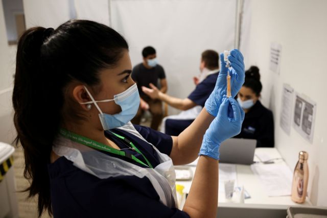 AstraZeneca : Πότε θα παραδοθούν 40 εκατ. δόσεις του εμβολίου