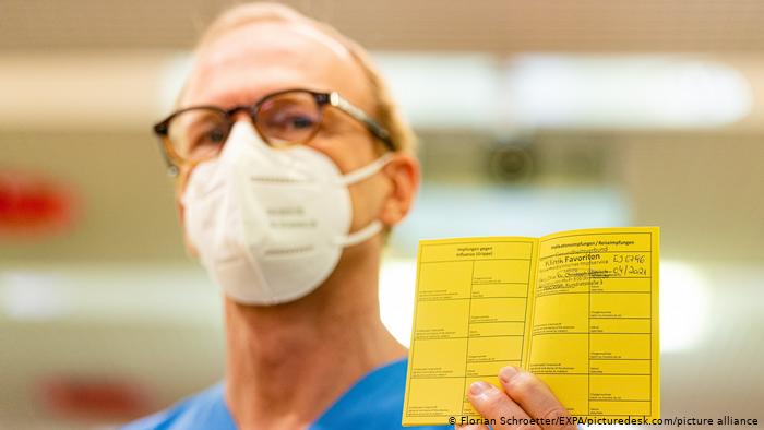 Γερμανικά ΜΜΕ : Αργεί ακόμη το διαβατήριο εμβολιασμού