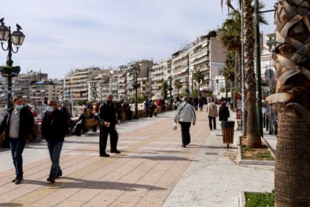 Παγώνη : Το lockdown δεν έχει νόημα – Να ανοίξουν σχολεία, καταστήματα, ακόμα κι εστίαση