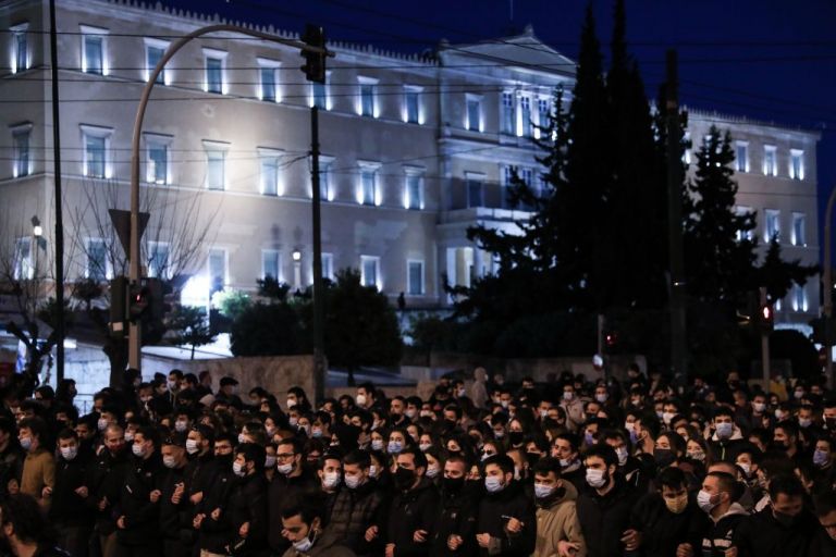 Χαρδαλιάς για διαδηλώσεις: Οι διοργανωτές αναλαμβάνουν τεράστια ευθύνη σε καιρό πανδημίας | tovima.gr