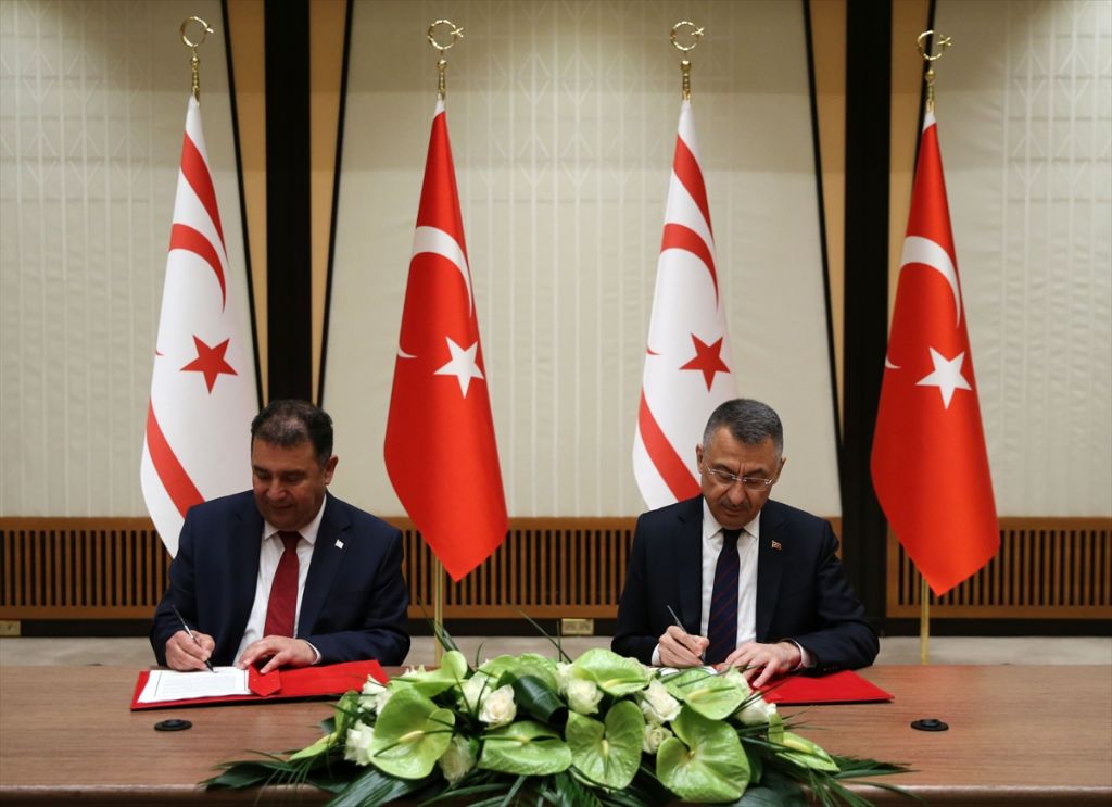 Κυπριακό : Επιμένει η Αγκυρα στα δύο κράτη – Η συμφωνία με την ΤΔΒΚ και οι απειλές στην ΕΕ