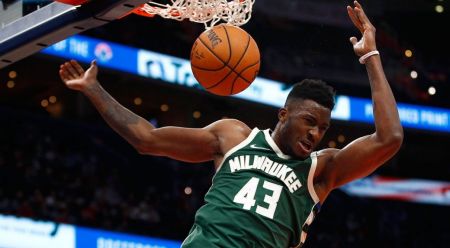 Απίστευτος Θανάσης Αντετοκούνμπο : Ψάχνει στο Σικάγο για… παϊδάκια