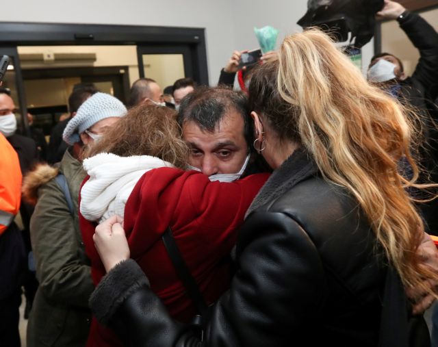 Ισχυρές εκρήξεις σε στρατόπεδο στη Γουινέα  – Πολλά θύματα