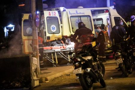 Νέα Σμύρνη : Σε εξετάσεις υποβάλλεται ο ειδικός φρουρός που δέχθηκε την επίθεση