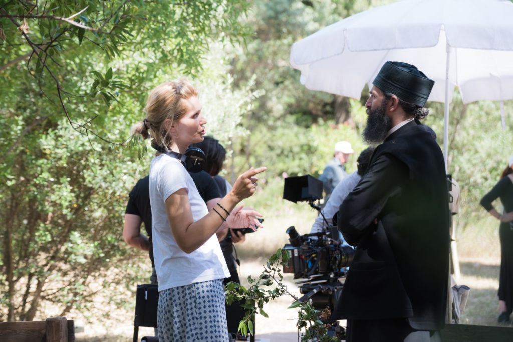 Ο Ανθρωπος του Θεού οδεύει προς τις αίθουσες