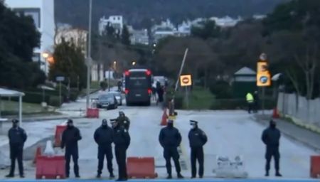 Αντιπολίτευση: Ν’ απελευθερωθούν οι συλληφθέντες της αστυνομικής επιχείρησης στο ΑΠΘ