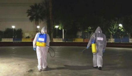 Απολύμανση δημόσιων χώρων από τον Δήμο Πειραιά