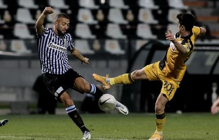 ΠΑΟΚ-ΑΕΚ : «Γυμνοί» δικέφαλοι…