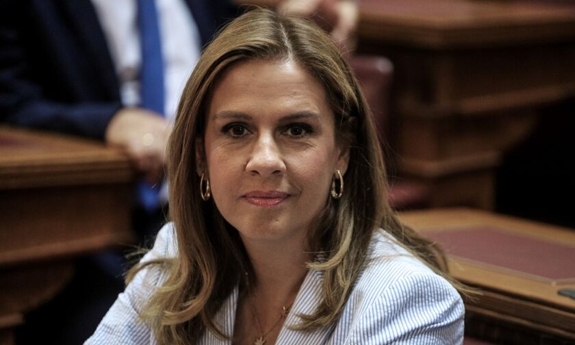 Ράπτη : Υγειονομική βόμβα τα κορωνοπάρτι – Έρχεται δύσκολη εβδομάδα