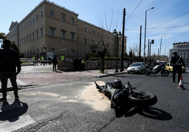 Τροχαίο στη Βουλή : Συγκλονίζει η σύζυγος του άνδρα στον οποίο «χτυπά» η καρδιά του Ιάσονα