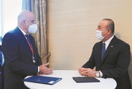 Τετ α τετ Δενδια – Τσαβούσογλου επισήμως και… ανεπισήμως