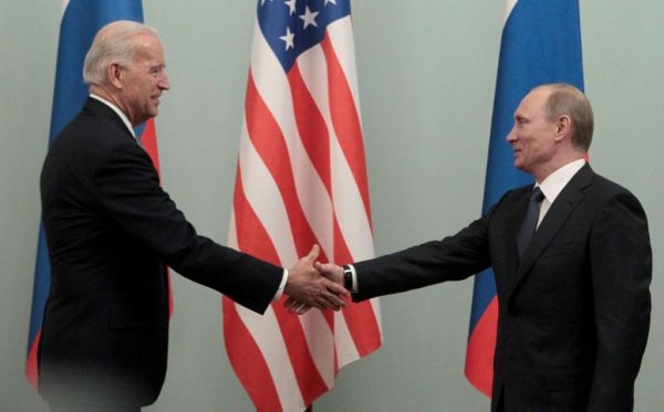 ΗΠΑ – Ρωσία : Γιατί ο Μπάιντεν κλιμακώνει την αντιπαράθεση με τον Πούτιν; | tovima.gr