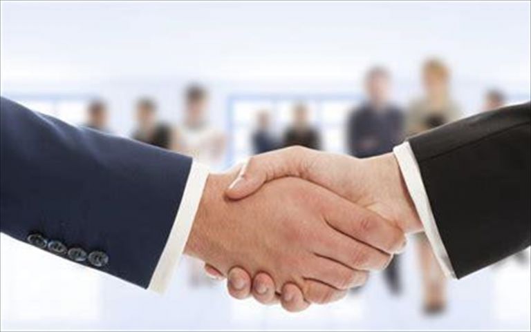 Ποσά 6 δισ. ευρώ προσέλκυσαν το 2020 οι ελληνικές επιχειρήσεις