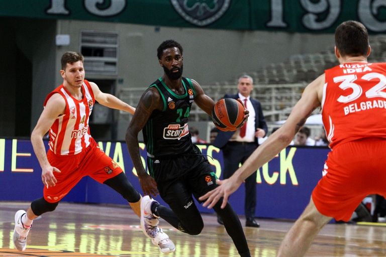 Με σούπερ ο Λόιντ ο Ερυθρός Αστέρας 86-82 τον ΠΑΟ στο ΟΑΚΑ