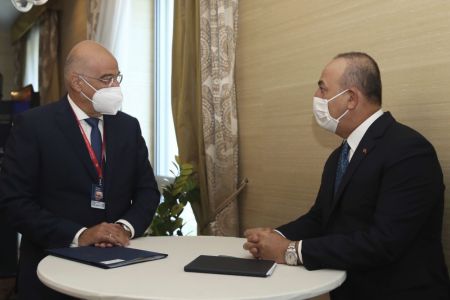 Συνάντηση Δένδια – Τσαβούσογλου στις 25 Μαρτίου ζήτησε ο Στόλτενμπεργκ