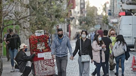 Βασιλακόπουλος: Κάμψη του ιού σε 1-2 εβδομάδες – Να ανοίξει από 29/3 το λιανεμπόριο