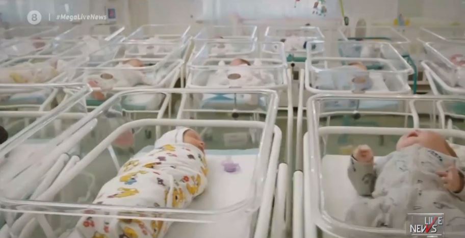 Στο νοσοκομείο με κορωνοϊό νεογέννητα δίδυμα – Πώς κόλλησαν μέσα από το μαιευτήριο